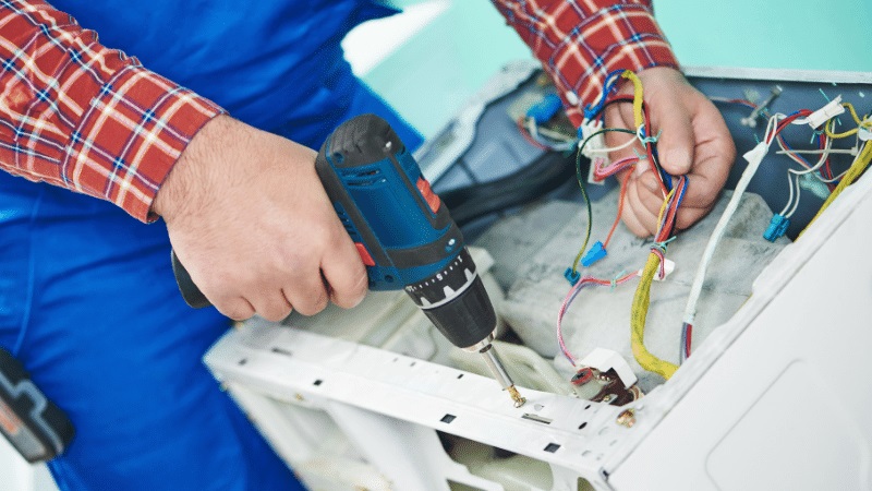 Keçiören Ferroli Ferroli çamaşır makinesi kart tamiri – Su almama arızası orijinal parça ile giderildi. - Teknik servis örneği